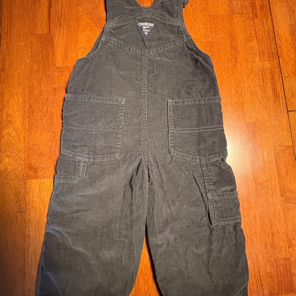 Toddler Corduroy Overalls, OshKosh B’Gosh, Size 3T. Flannel Lined - Picture 7 of 9